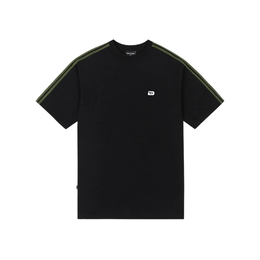 D Stripes T-Shirt in Black – Disturb LTDA