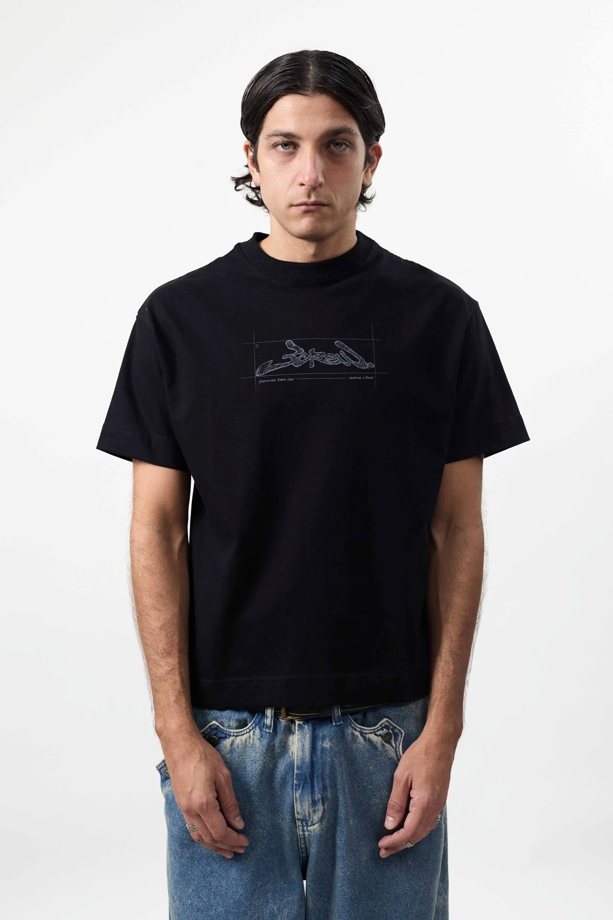 Camiseta "Croqui" Preta