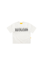 Camiseta I AM MAD Off White - MAD ENLATADOS