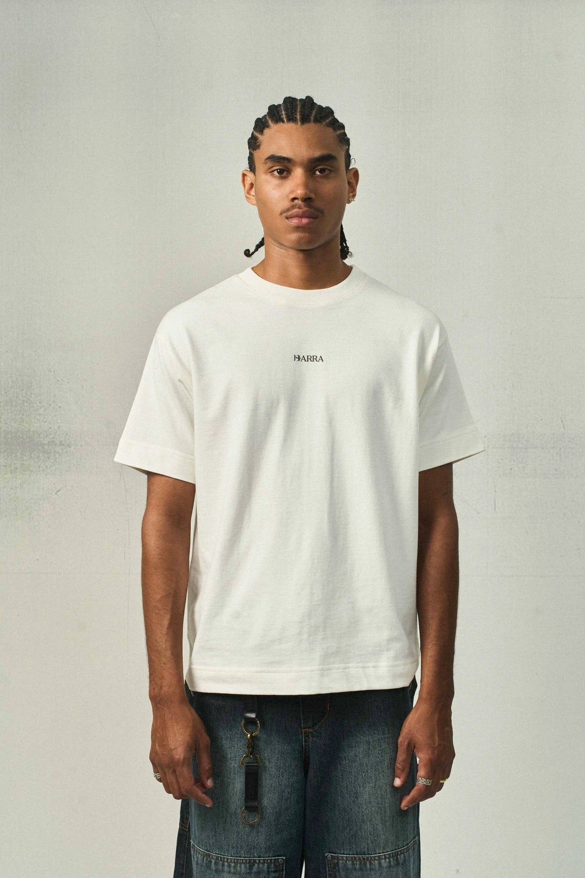 Camiseta "Barra Logo" Off White - BARRA