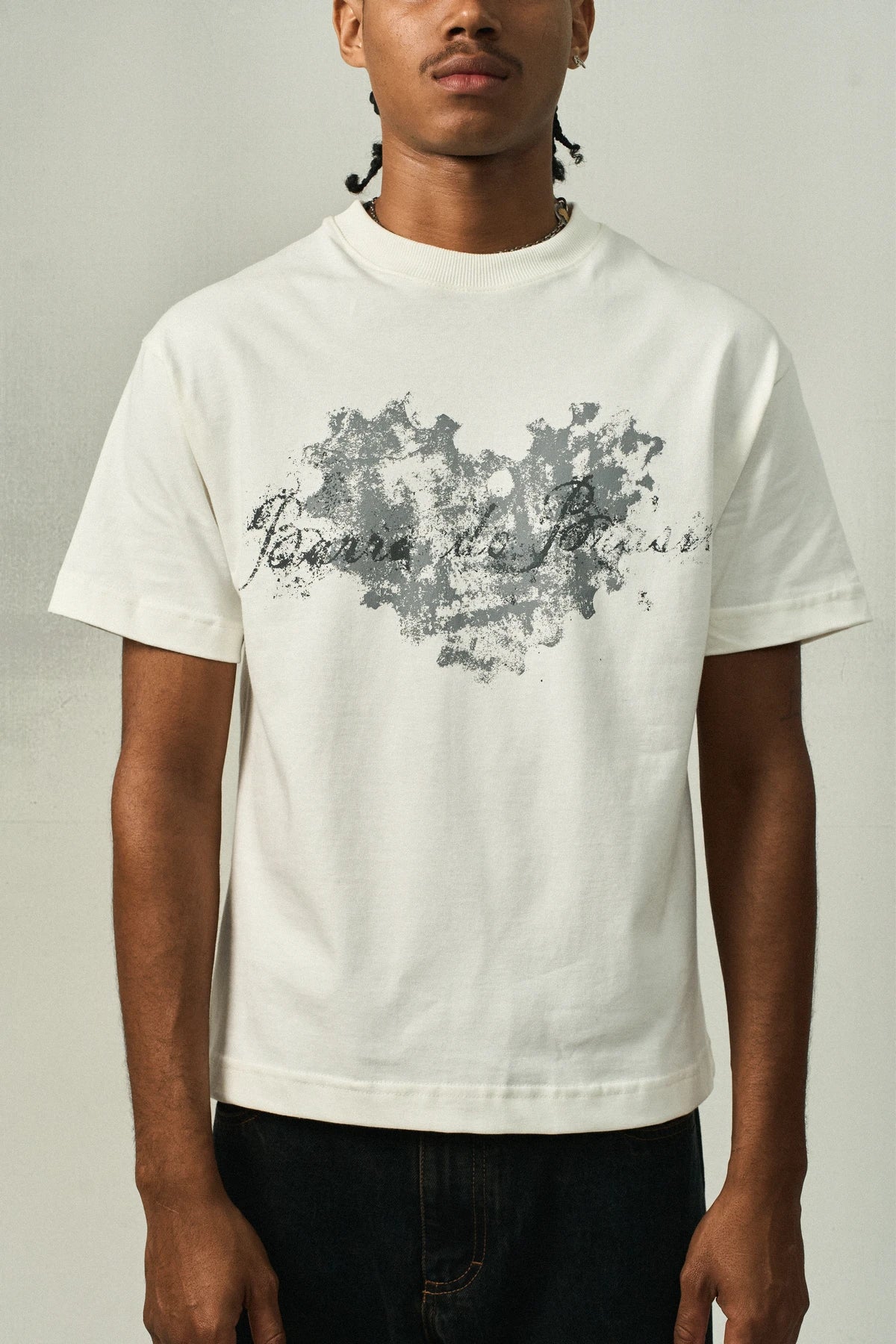 Camiseta "Coração Remix" Off White - BARRA