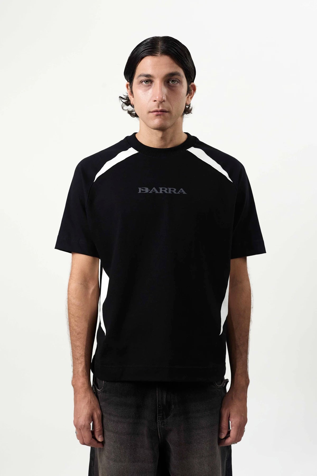 Camiseta Recortada "Barra Remix" Preta
