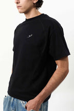 Camiseta Recortada "B Garça" Preta