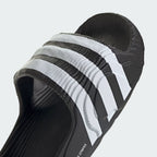 Chinelo Adilette 22