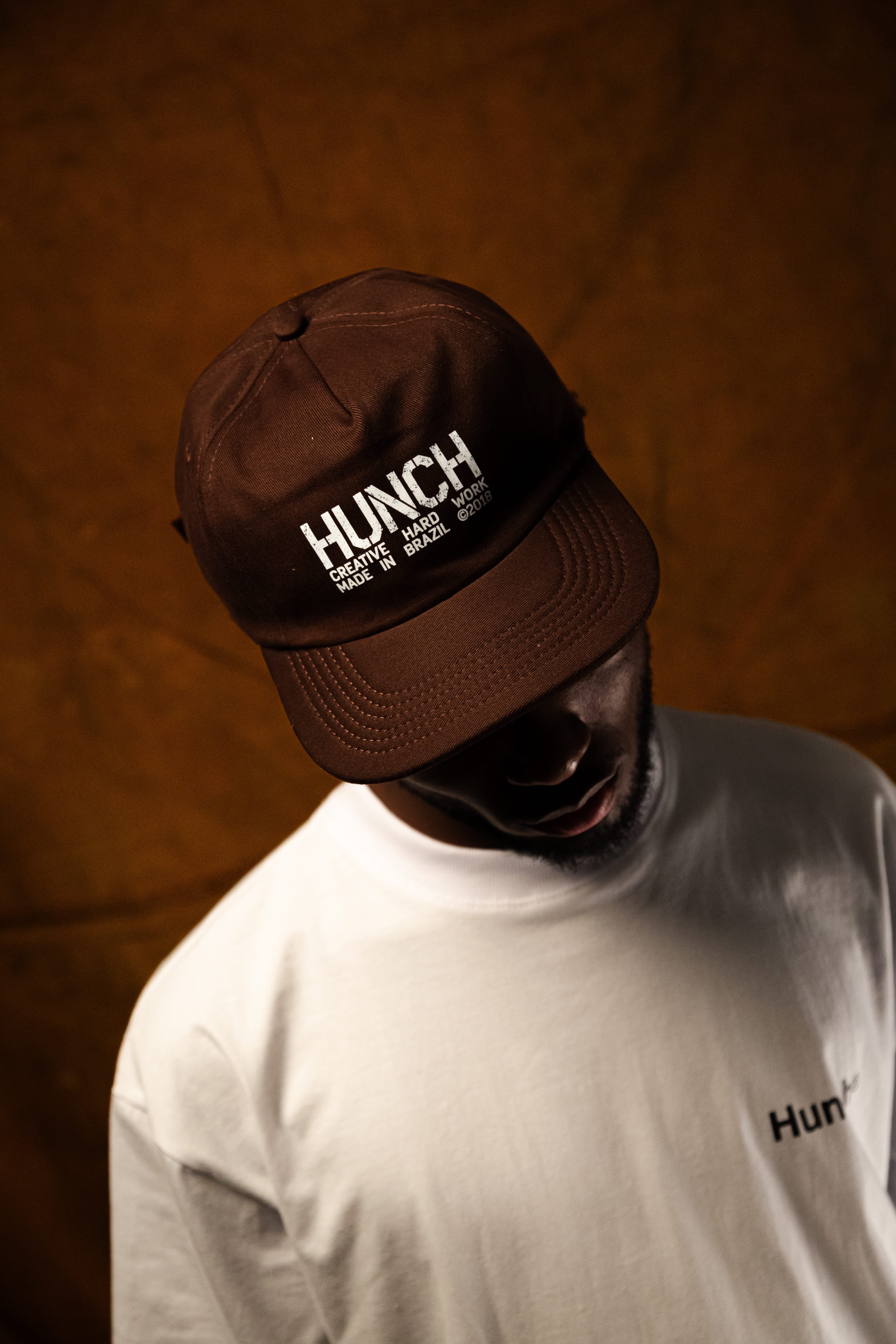Boné 6 Panel Logo Script Brown - HUNCH