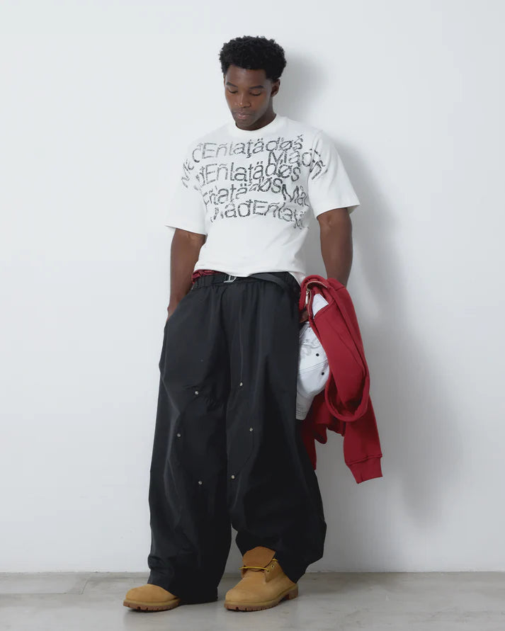 Camiseta Mad Caractere Off White - MAD ENLATADOS