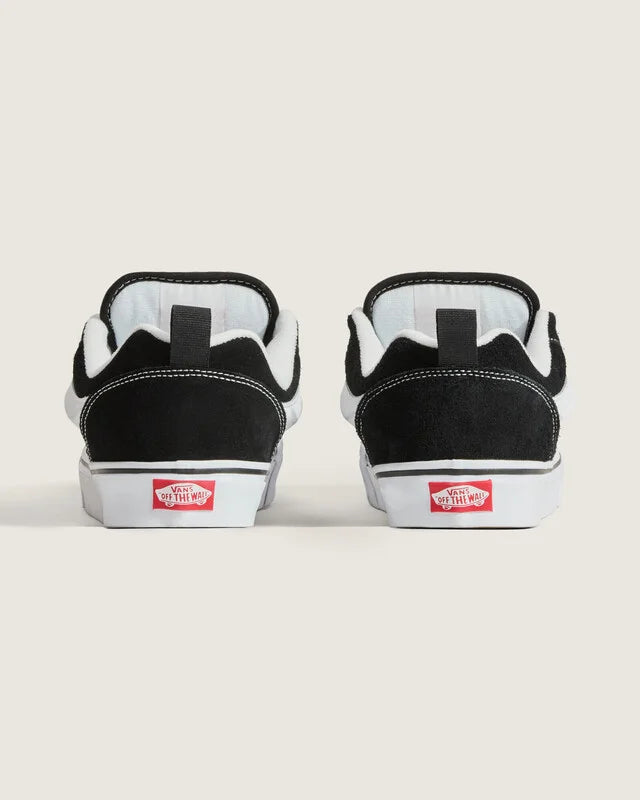 Tênis Knu Skool Black True White - Vans