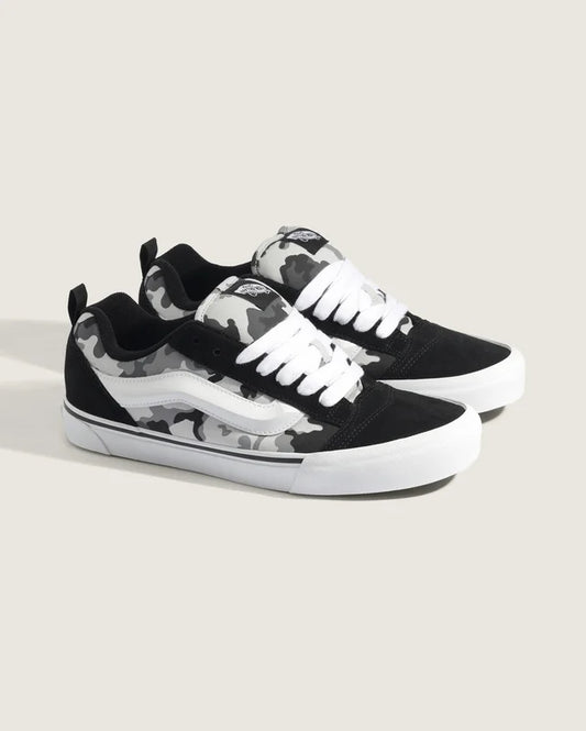 Tenis KNU Skool Camo Black White - VANS