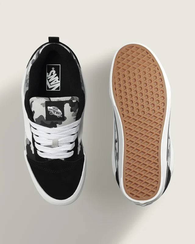 Tenis KNU Skool Camo Black White - VANS