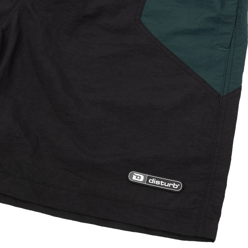 Shorts Pivot Preto