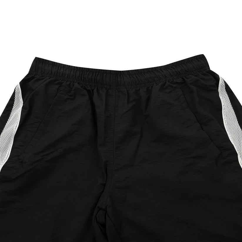 Strike Shorts in Black - DISTURB LTDA