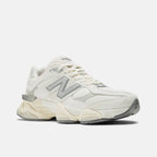 Tênis 9060 Branco Prata - NEW BALANCE