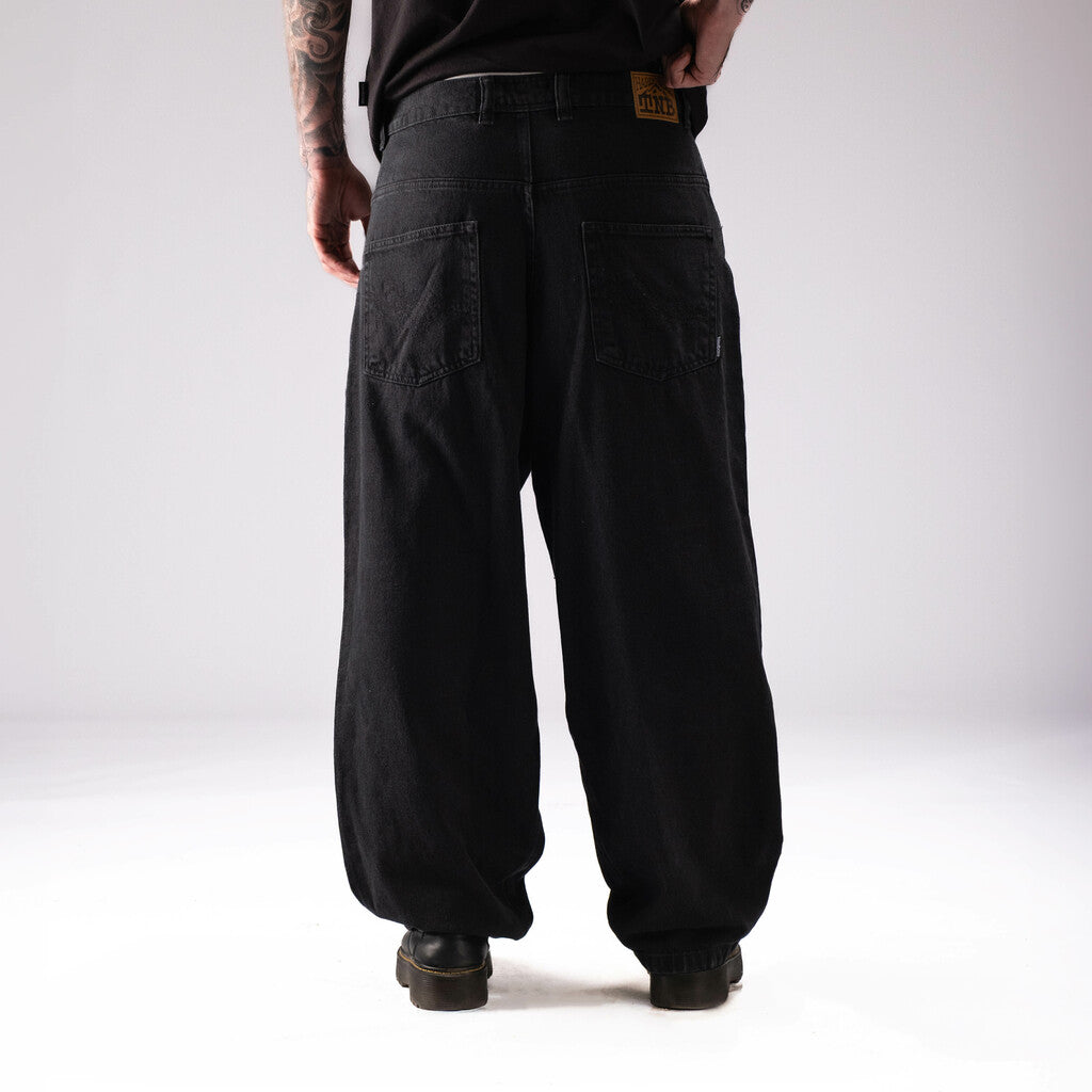Black Baggy Jeans - TANABASE
