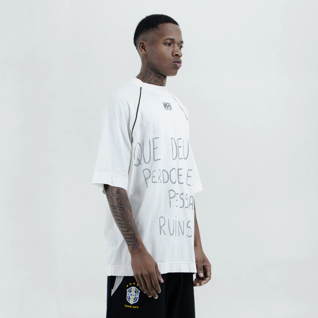 Deus Perdoe Offwhite Tee