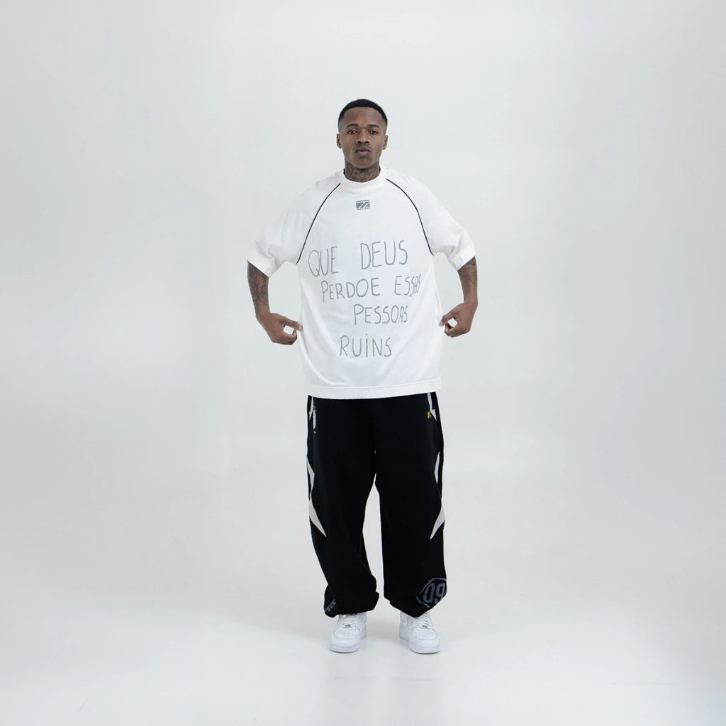 Deus Perdoe Offwhite Tee