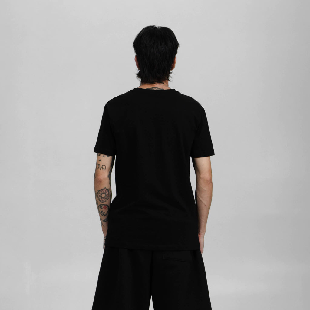 Essential Slim Black Tee - QUIET