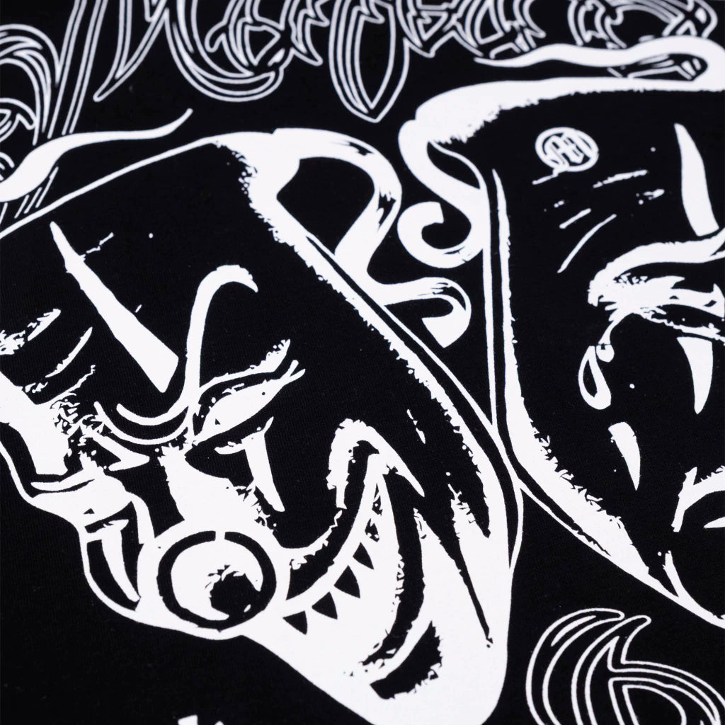 Máscaras Graphic Black Tee - MINACCI