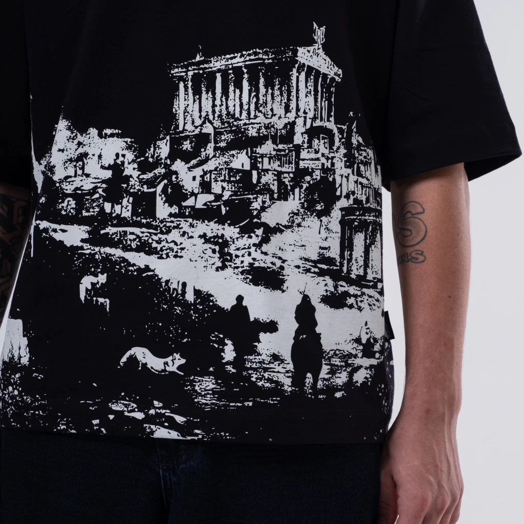Camiseta Lost Empire Black - TANABASE